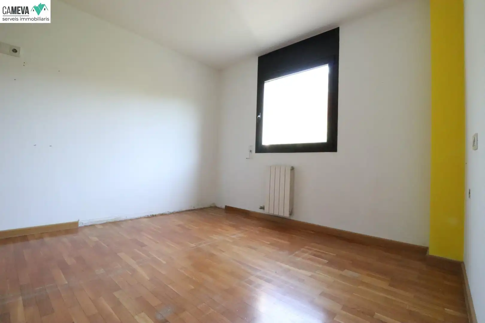 Bedroom of Flat for sale in Sabadell  with Air Conditioner, Heating and Storage room