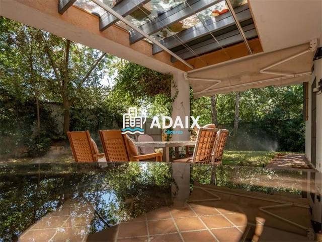 Casa-chalet en Venta en C/ ÁNGEL FERNÁNDEZ en Aguas Vivas - La Zambomba
