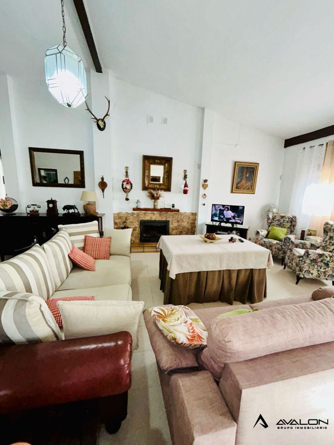 Sala d'estar de Finca rústica en venda en Aljaraque amb Jardí privat, Terrassa i Traster