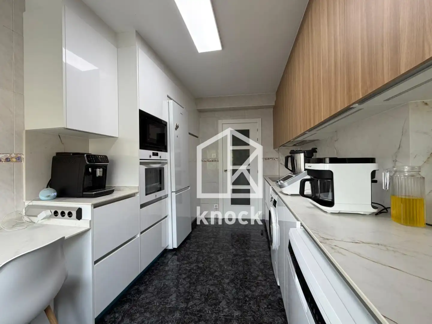 Cocina de Piso en venta en Gijón  con Calefacción
