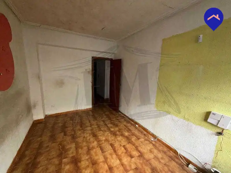 Flat for sale in Valencia  with Terrace and Alarm