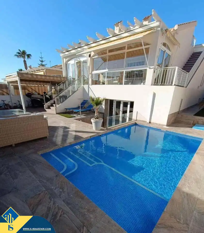 Wohnung mit Garten zum Verkauf in Orihuela Costa