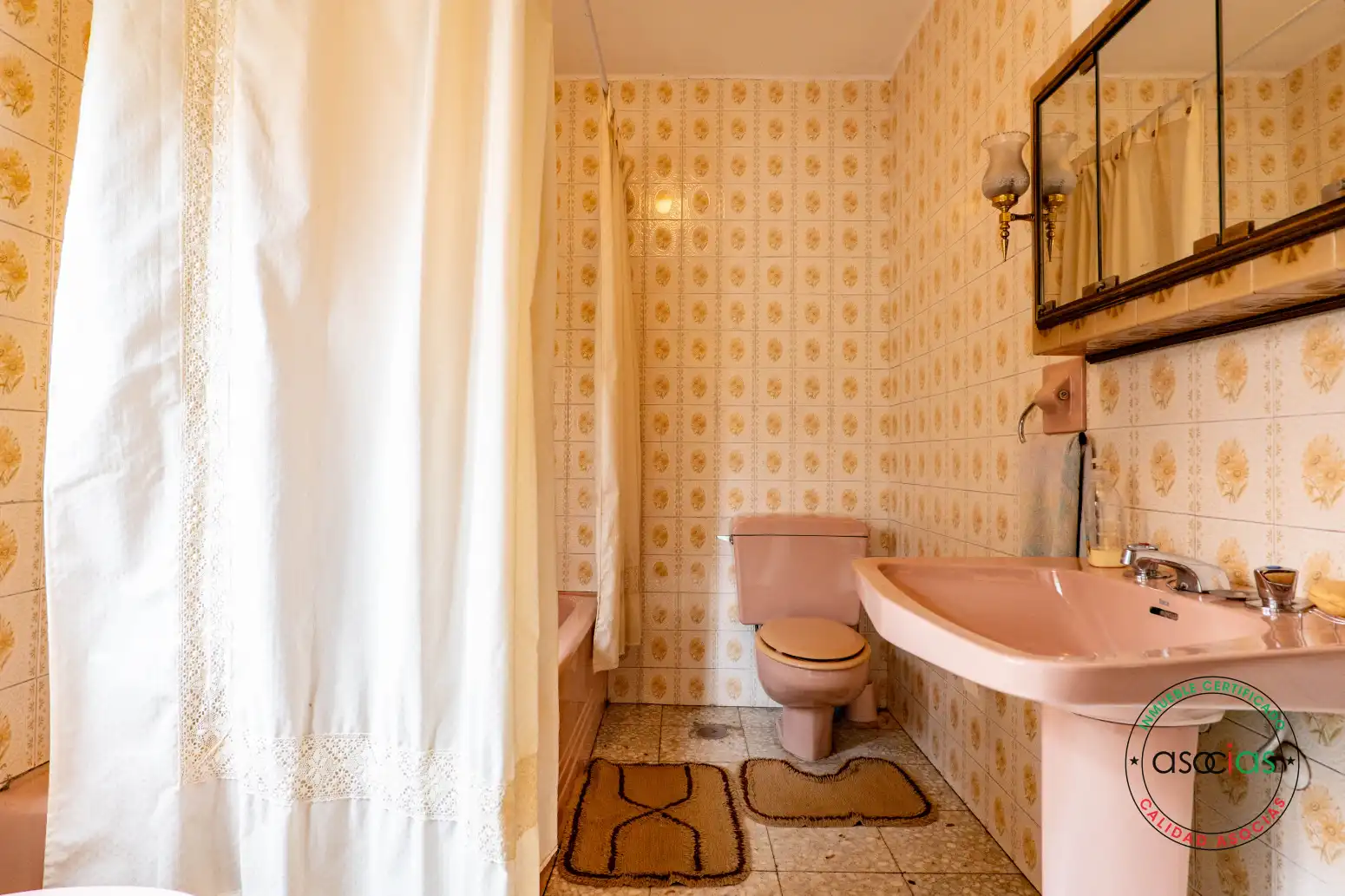 Bathroom of Houses for sale in Laviana  with Heating, Parquet flooring and Terrace