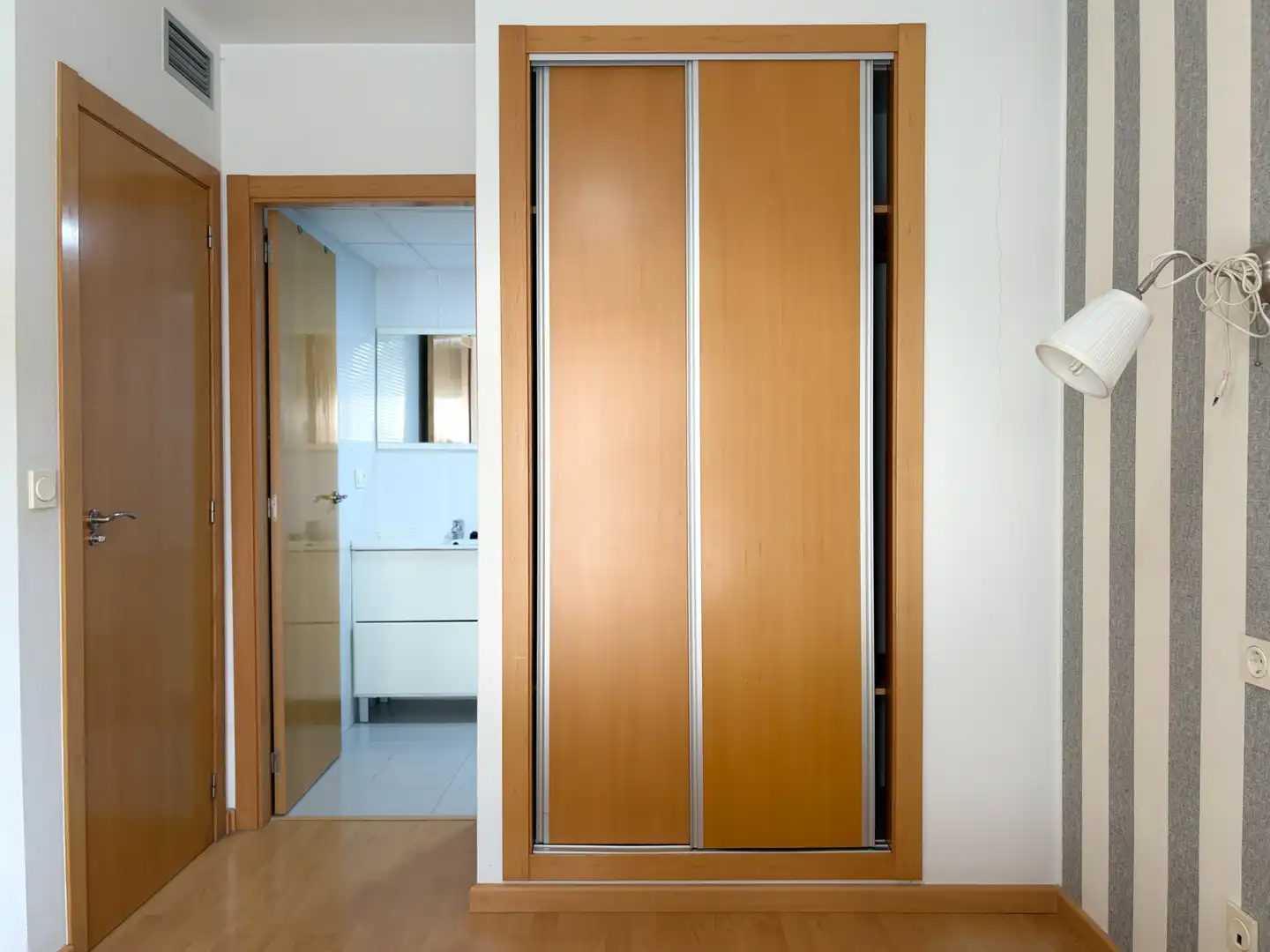 Flat for sale in Murcia  with Air Conditioner, Storage room and Oven