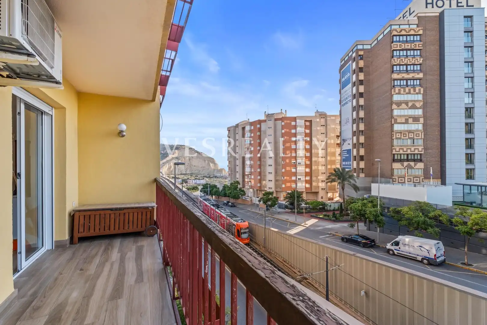 Mini appartamento con terrazza in affitto a Pla - Carolinas, imagen 23