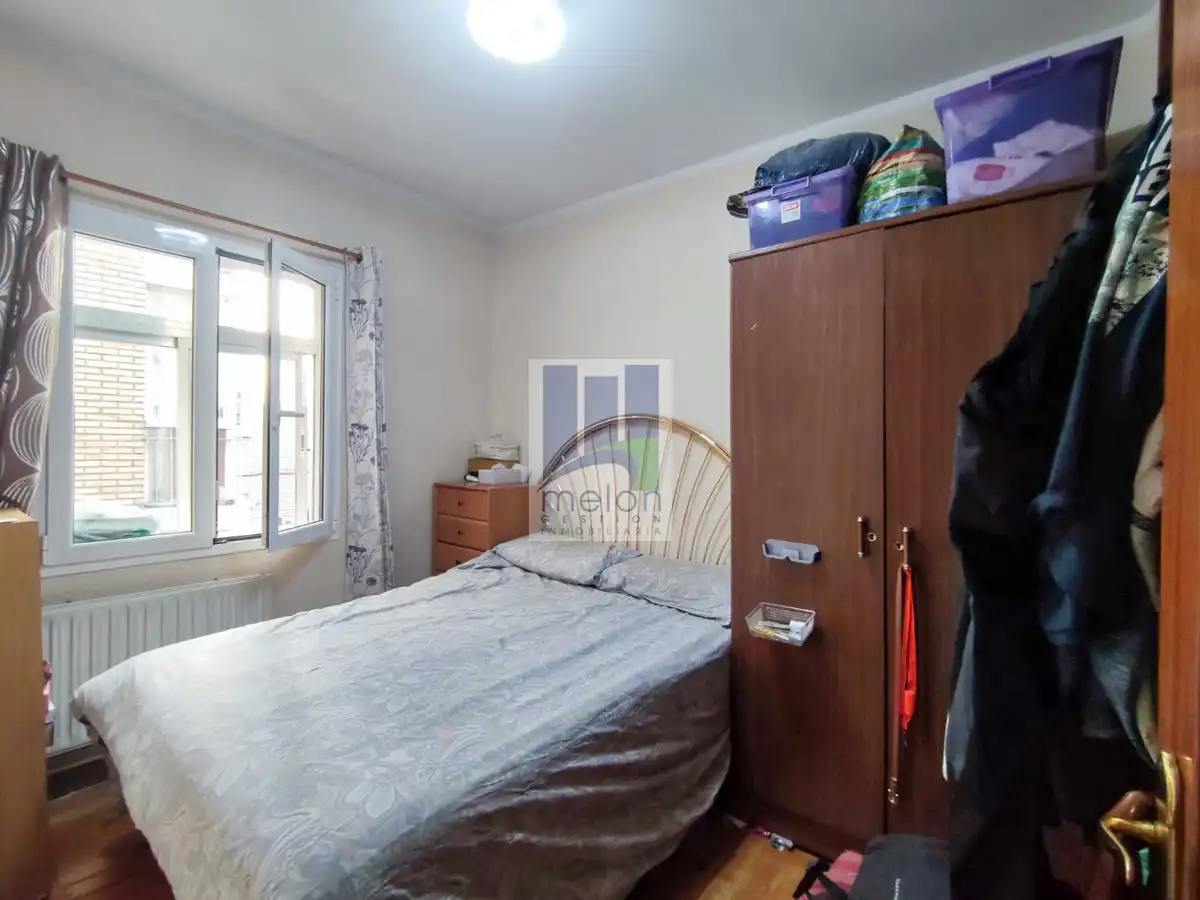 Dormitori de Pis en venda en Burgos Capital