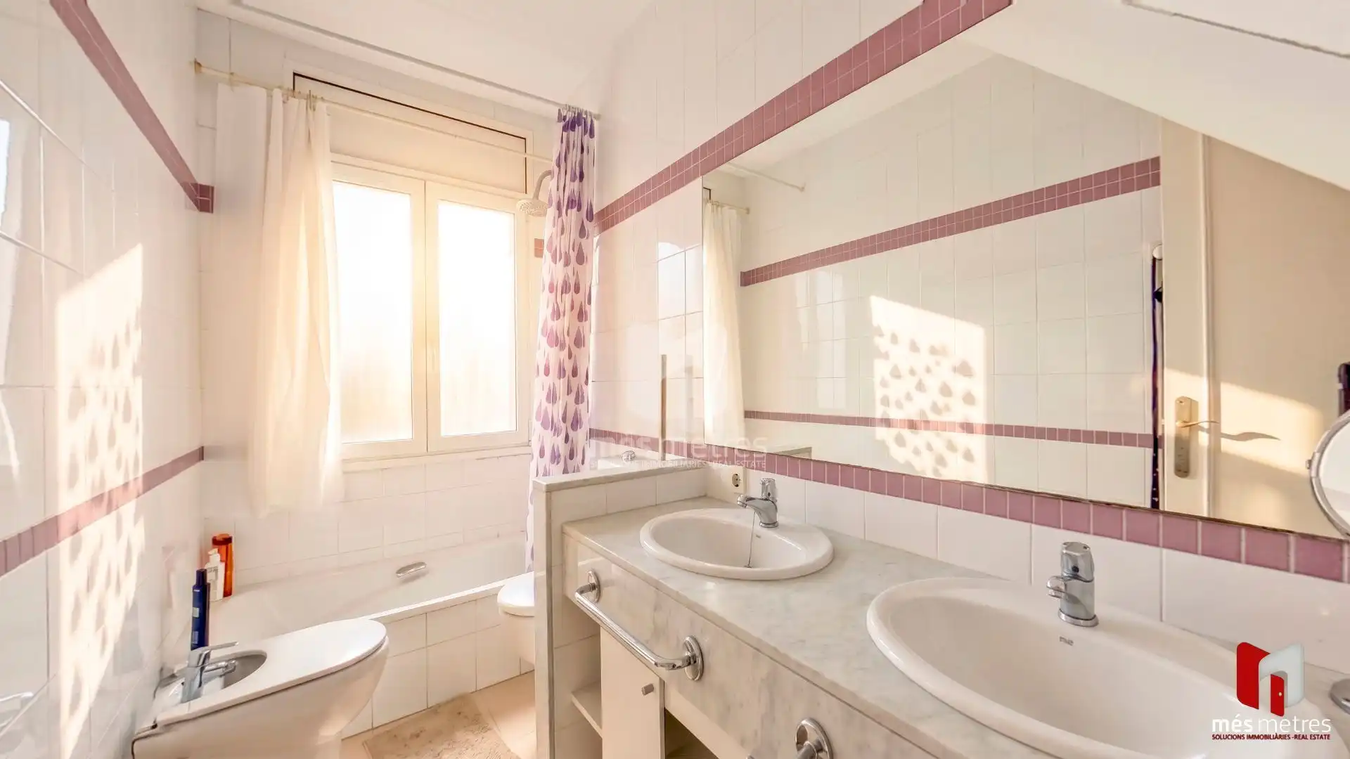 Baño de Casa o chalet en venta en El Masnou con Calefacción, Jardín privado y Trastero