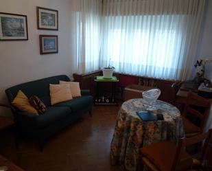 Living room of Flat for sale in L'Hospitalet de Llobregat  with Heating, Parquet flooring and Balcony