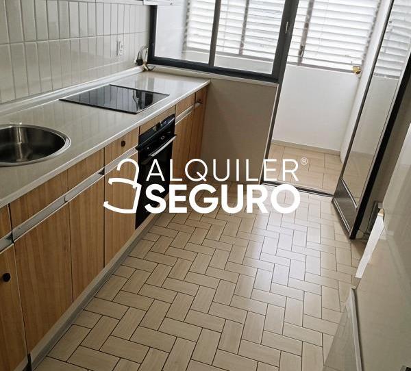 Foto 1 de Pis de lloguer a De Leopoldo Alas Clarín, Candelaria - Peña de Francia, Zamora