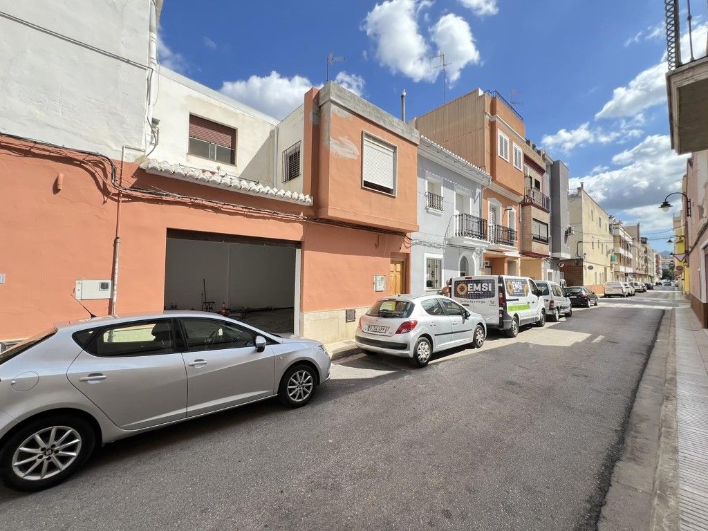 Exterior view of Garage for sale in Alzira