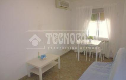 Foto 3 de Piso en venta en Pradolongo,  Madrid Capital