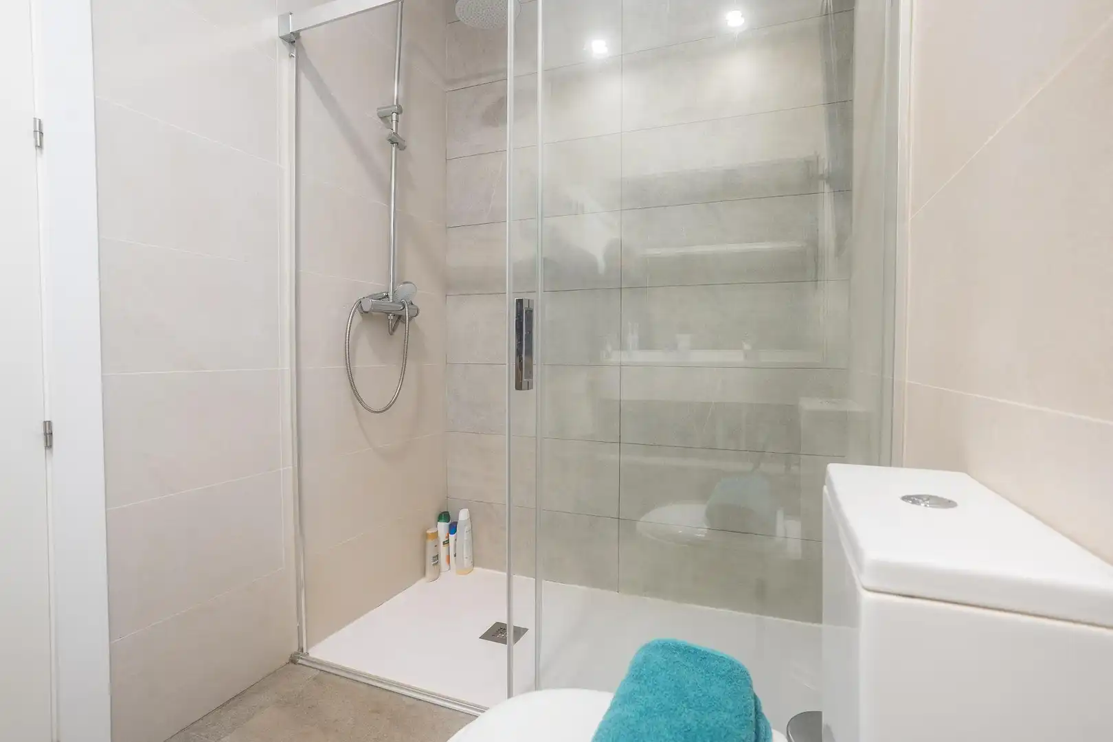 Baño de Casa o chalet en venta en Almería con Aire acondicionado, Jardín privado y Terraza