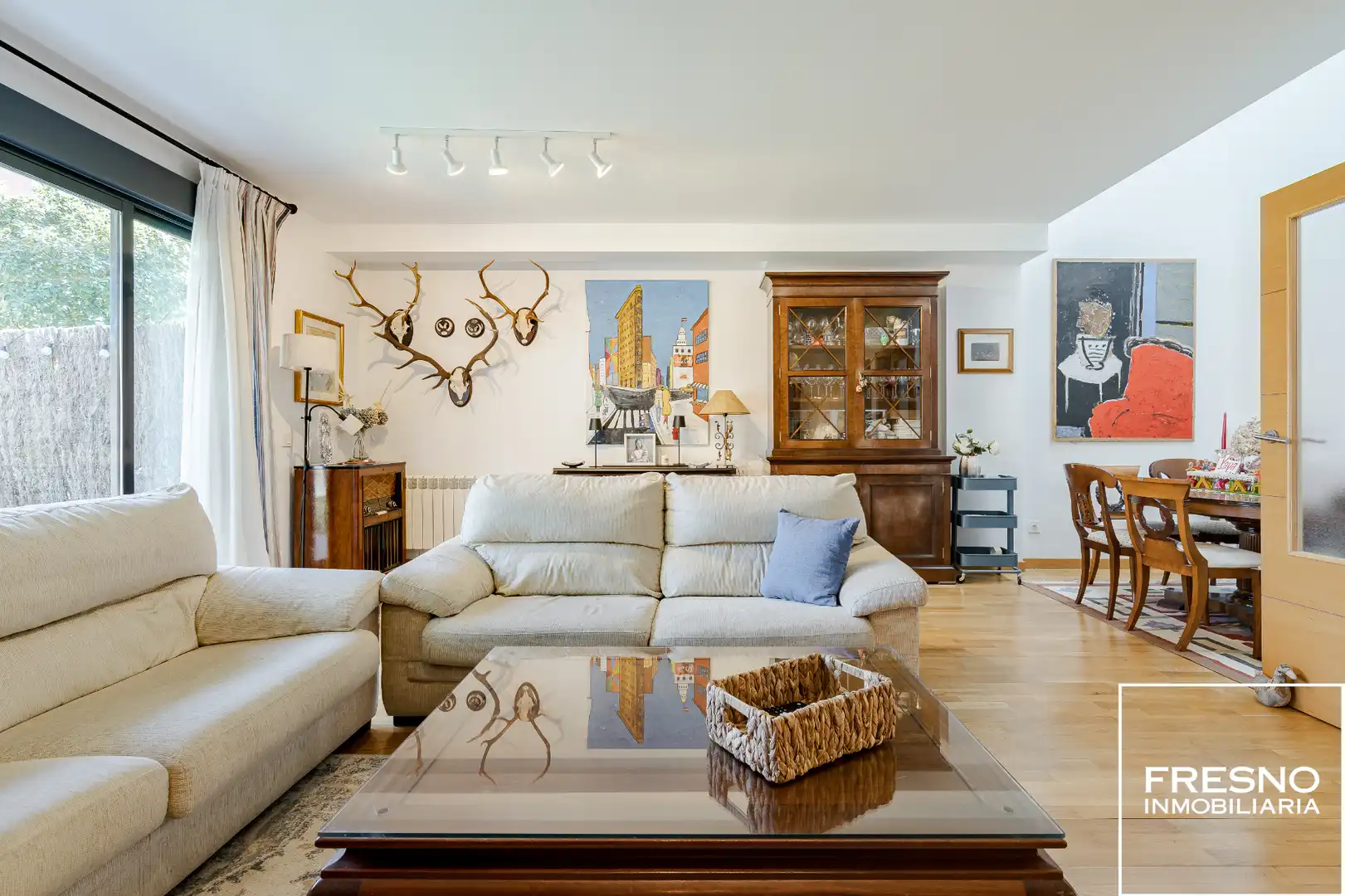 Sala de estar de Casa adosada en venta en Miramadrid