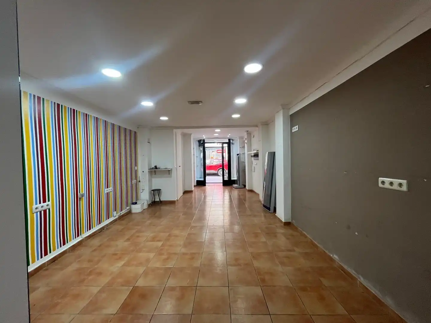 Local comercial de lloguer a Casc Urbà, imagen 5