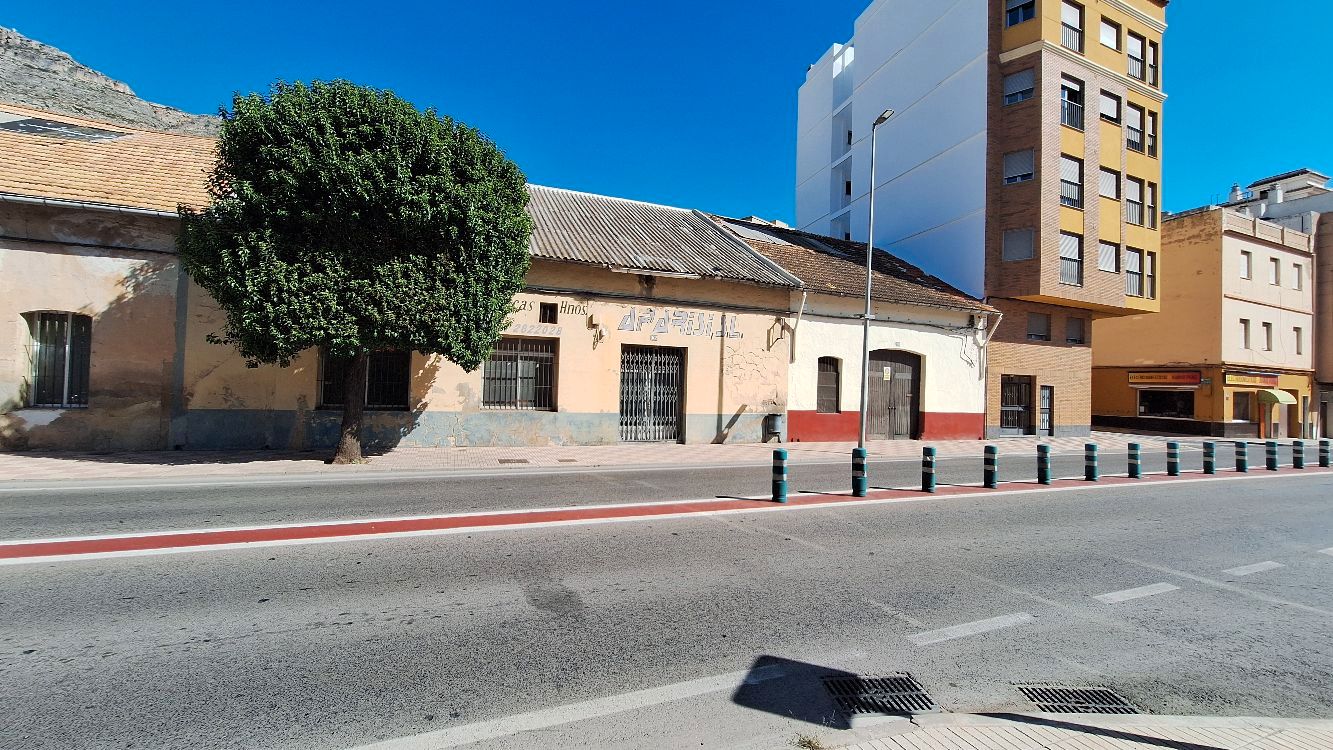 Exterior view of Industrial buildings for sale in Tavernes de la Valldigna