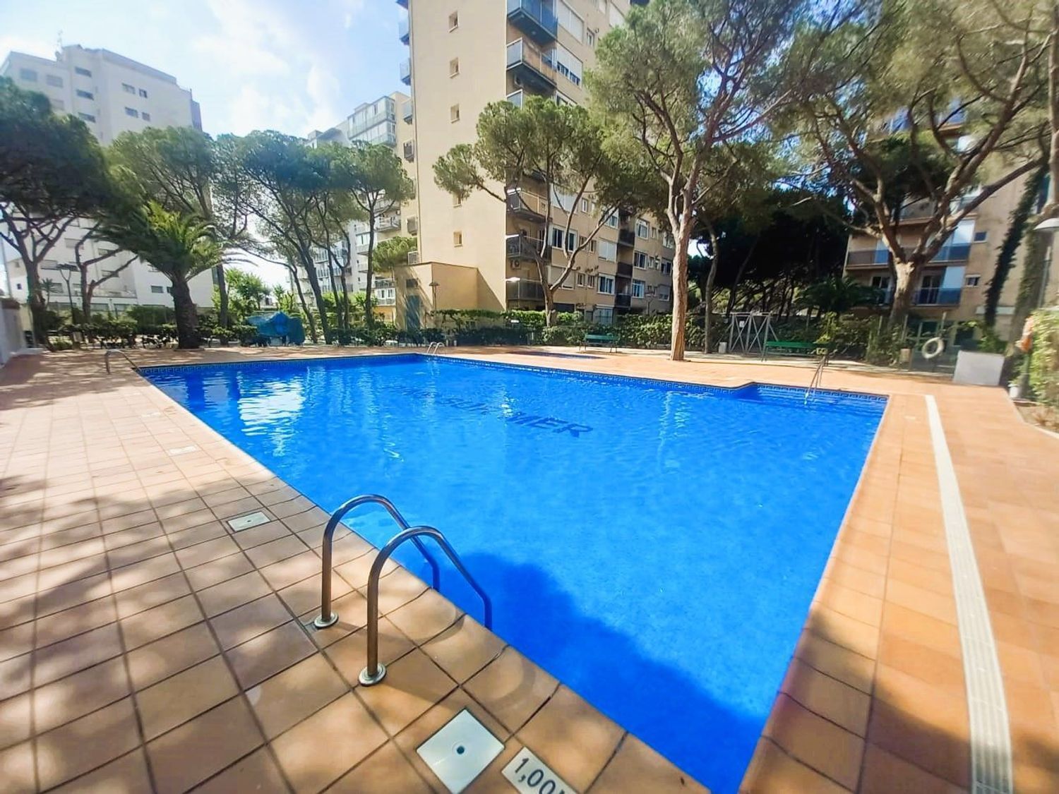 Piscina de Estudi en venda en Blanes