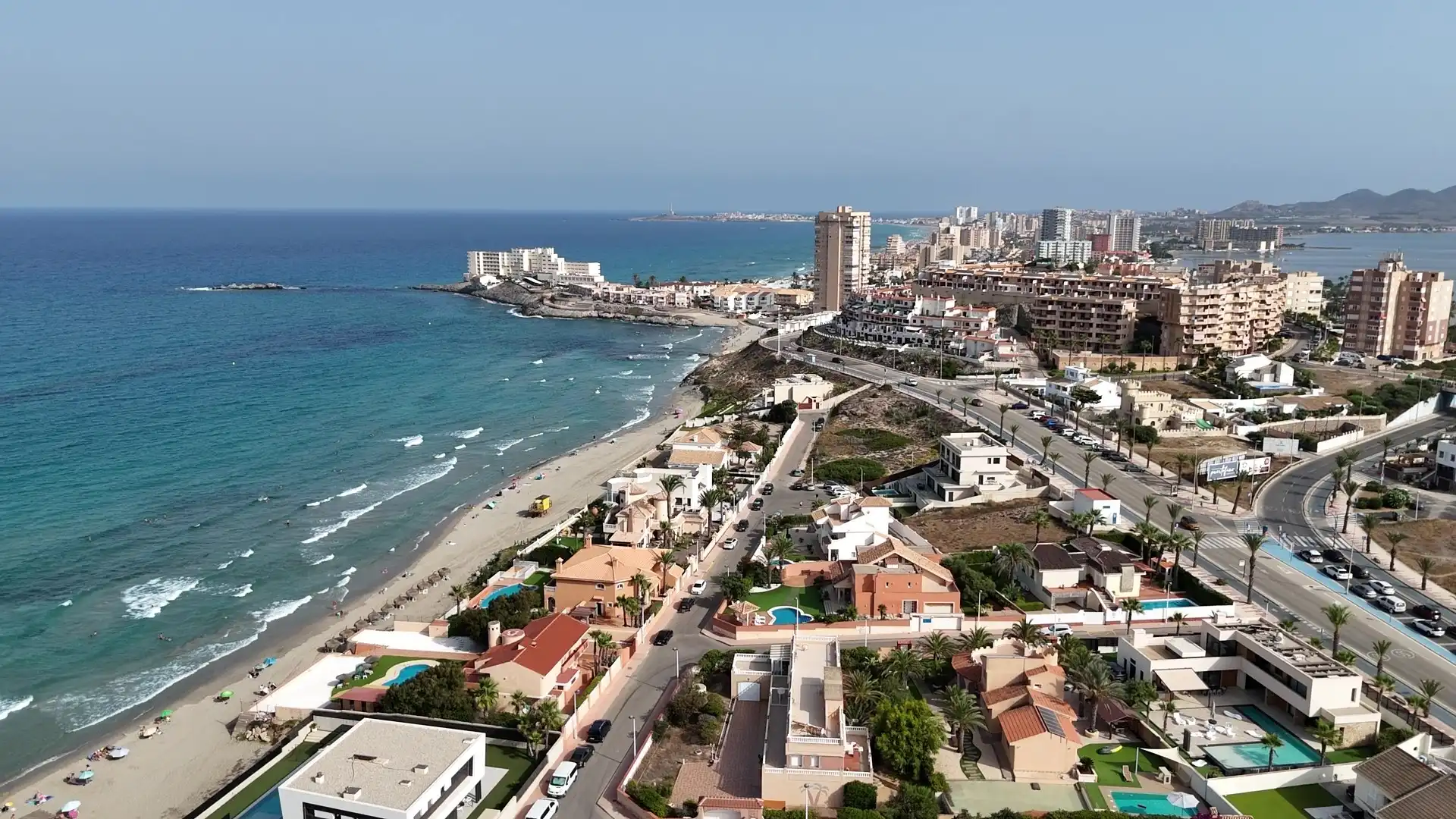 Vista exterior de Casa o xalet en venda en La Manga del Mar Menor amb Aire condicionat, Calefacció i Jardí privat