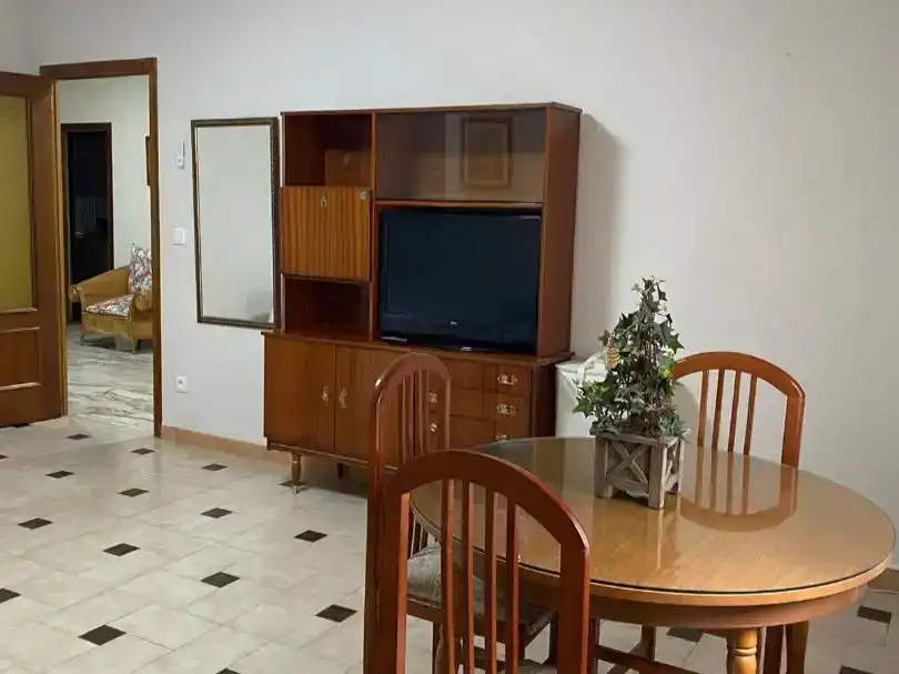 Wohnzimmer von Erdgeschoss zur Miete in Herencia mit Möbliert und Balkon