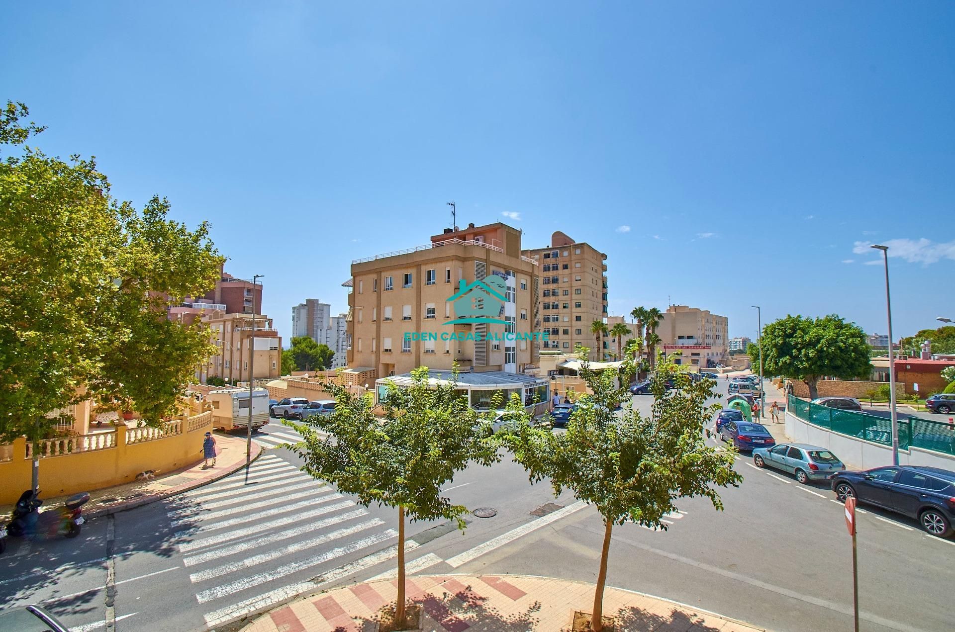 Exterior view of House or chalet for sale in El Campello  with Air Conditioner, Heating and Private garden
