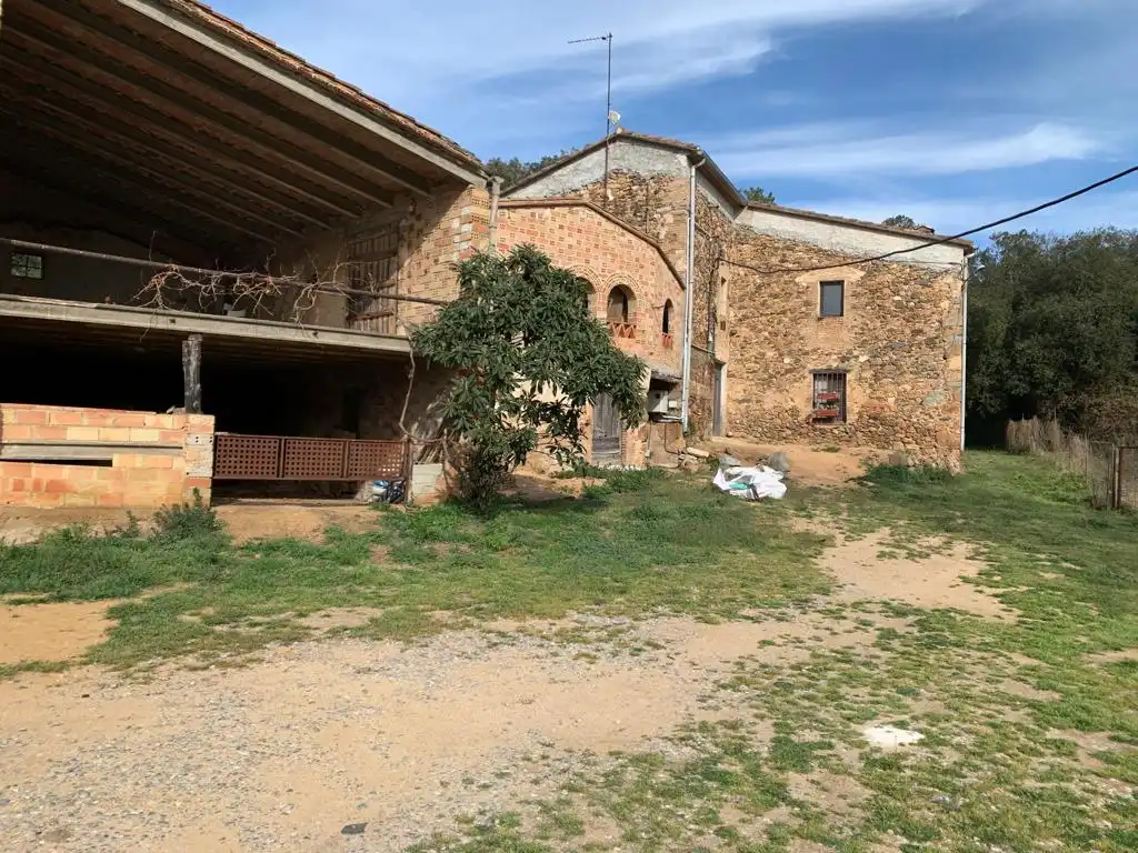 Vista exterior de Finca rústica en venta en Brunyola i Sant Martí Sapresa con Horno