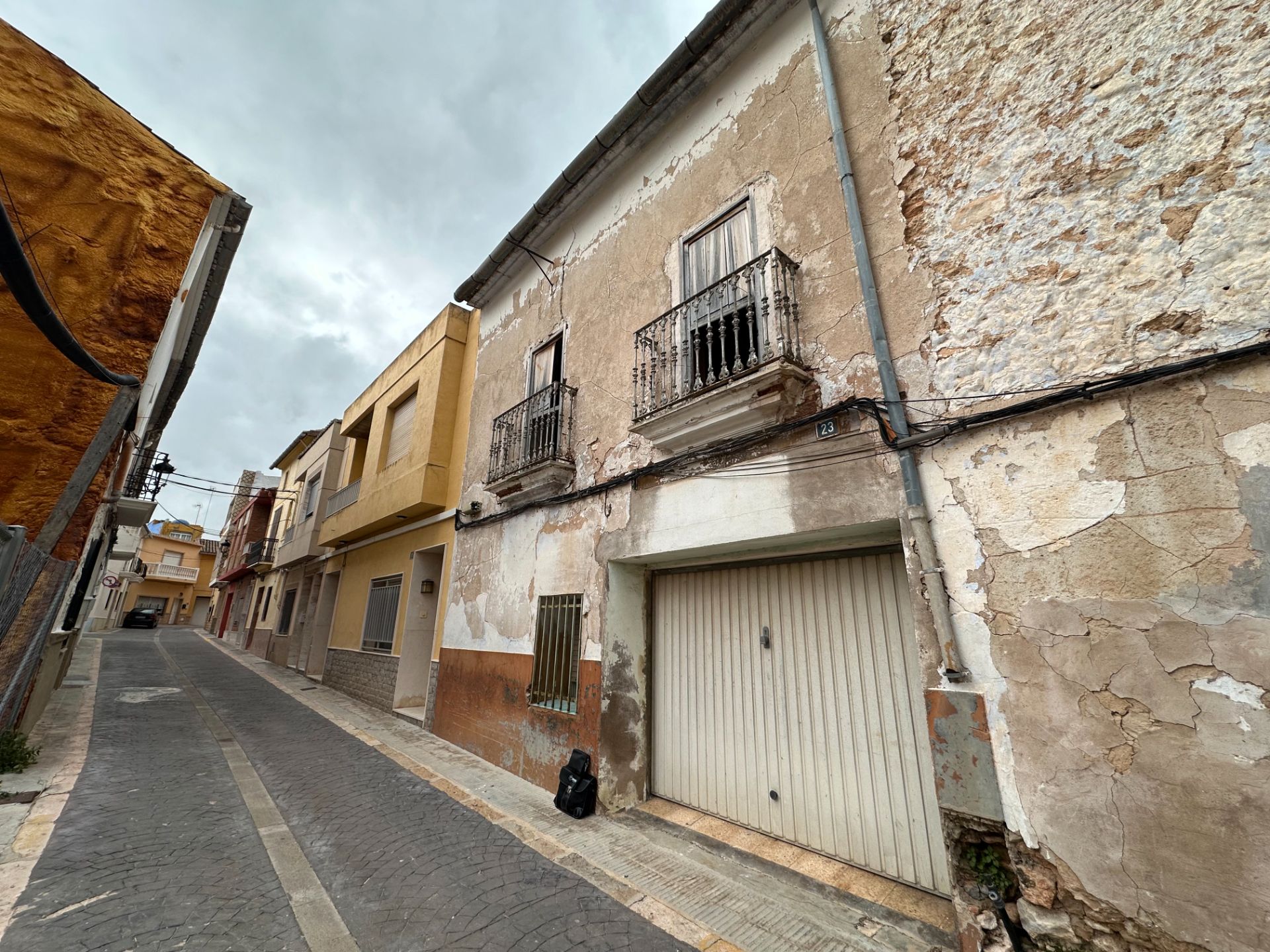 Vista exterior de Casa adosada en venda en Catadau amb Terrassa