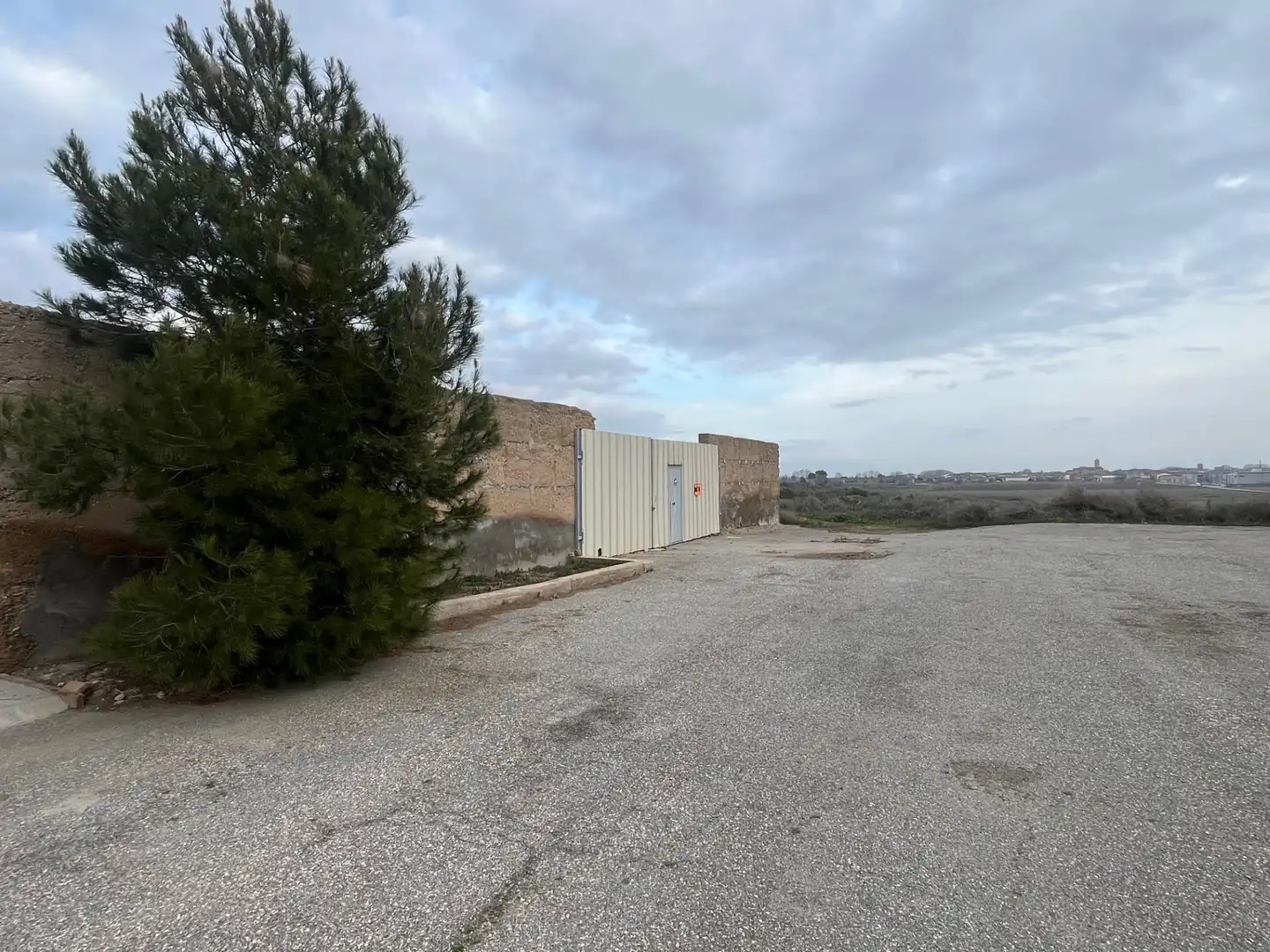 Vista exterior de Terreno industrial en venta en Bellvís