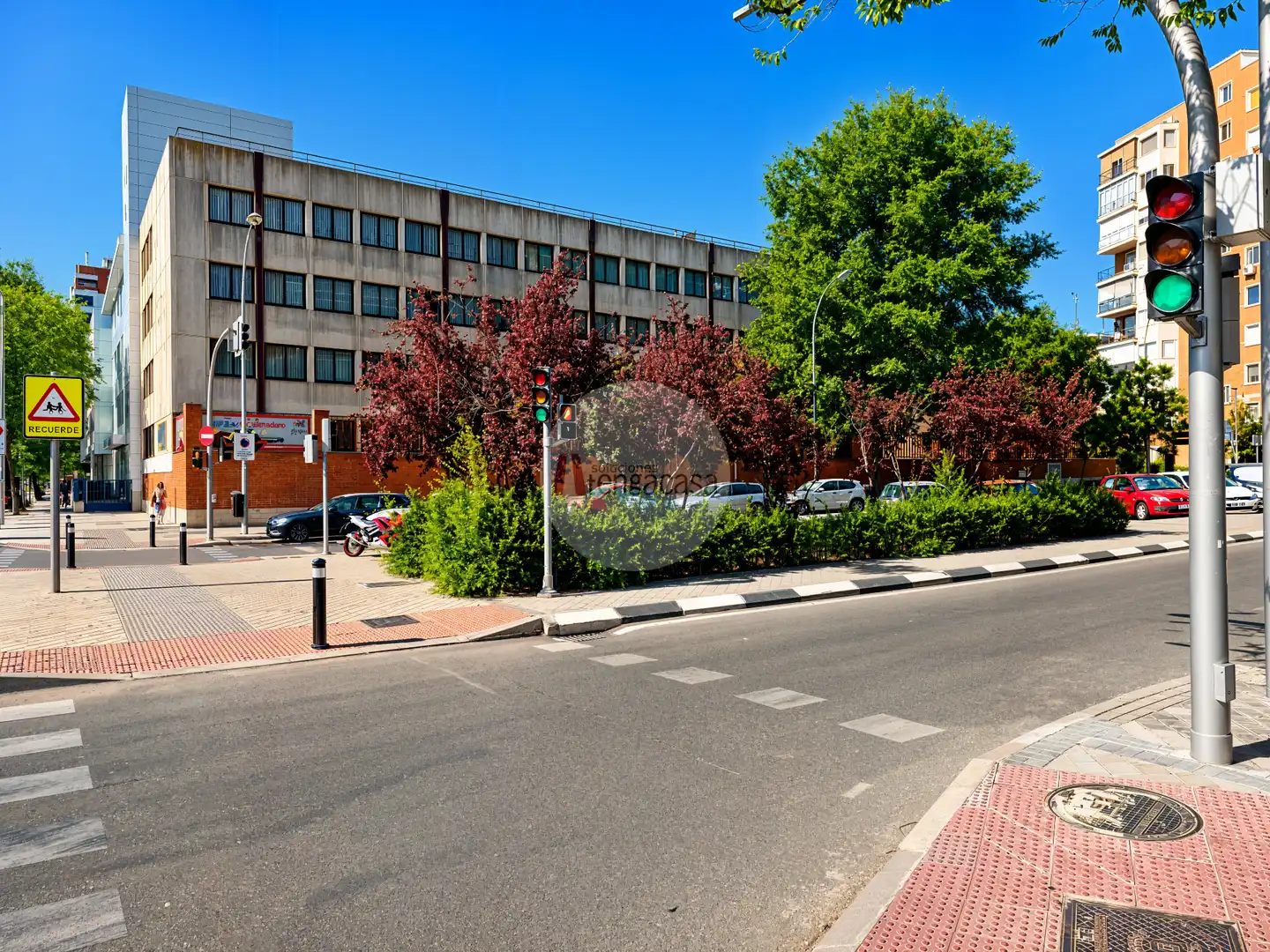 Vista exterior de Piso en venta en Madrid con Calefacción, Parquet y Trastero