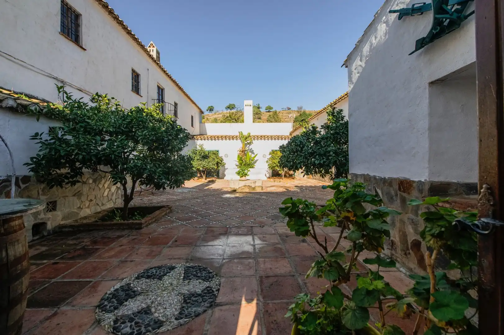 Jardín de Finca rústica en venta en Málaga con Jardín privado, Horno y TV