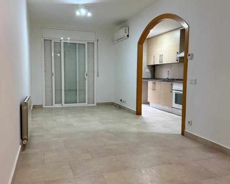 Kitchen of Flat for sale in Santa Coloma de Gramenet  with Heating