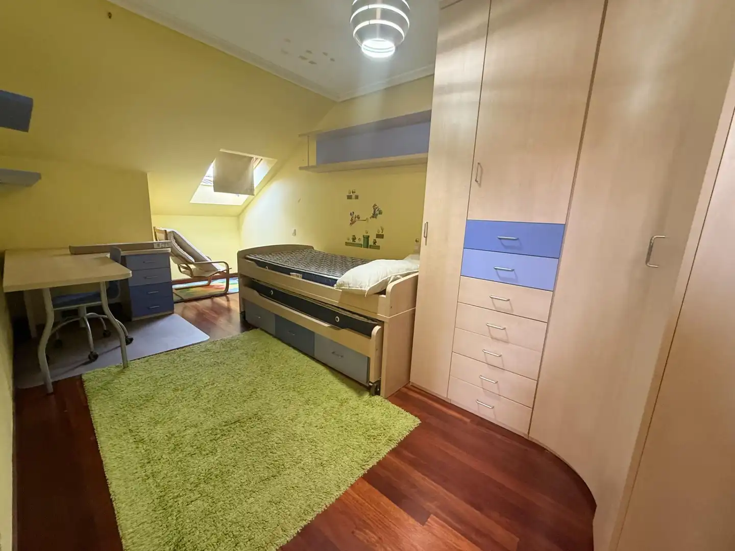 Habitación de Dúplex en venta en Guriezo con Calefacción, Terraza y Trastero