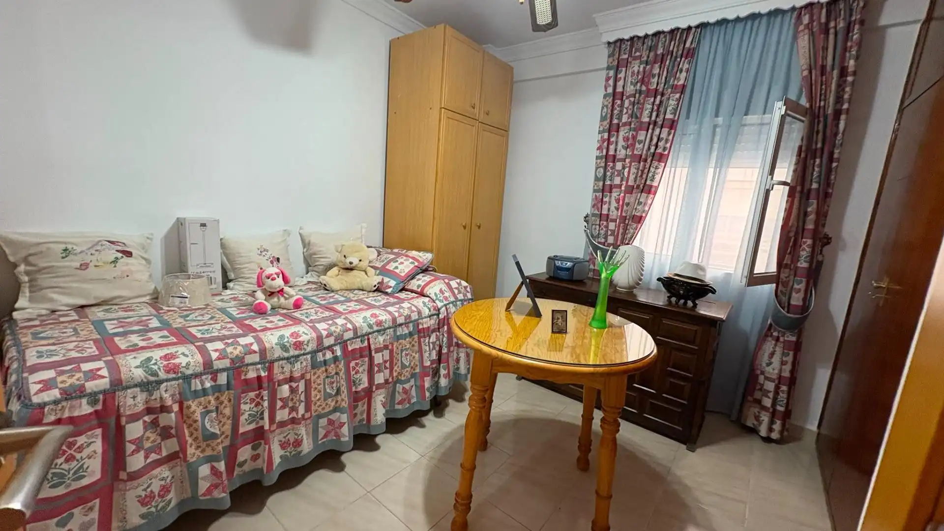 Habitación de Piso en venta en Málaga con Aire acondicionado, Terraza y Amueblado