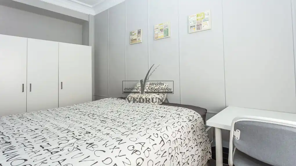 Habitación de Piso de alquiler en Zaragoza con Calefacción, Terraza y Horno