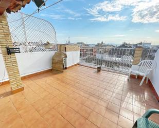 Terrasse von Dachboden miete in Andújar mit Klimaanlage, Terrasse und Möbliert