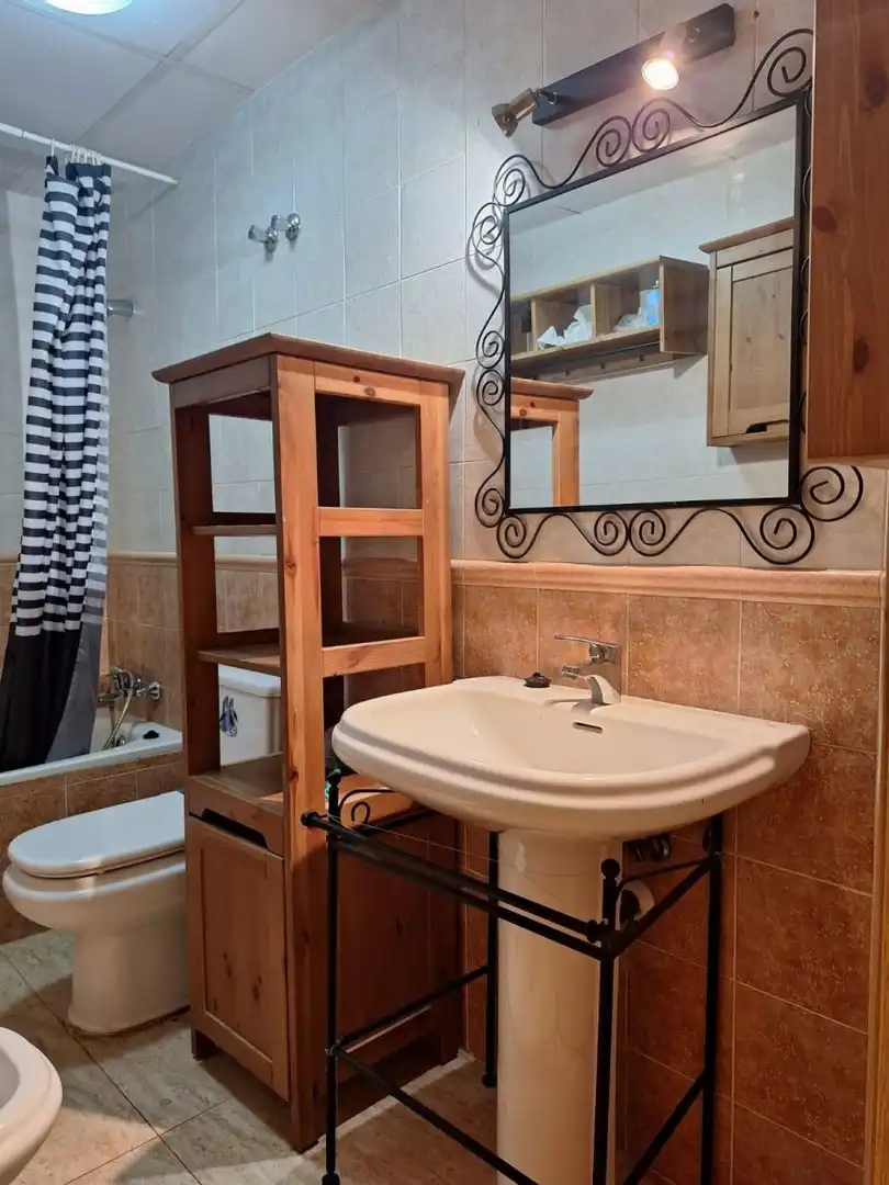 Baño de Piso de alquiler en Murcia con Aire acondicionado y Amueblado