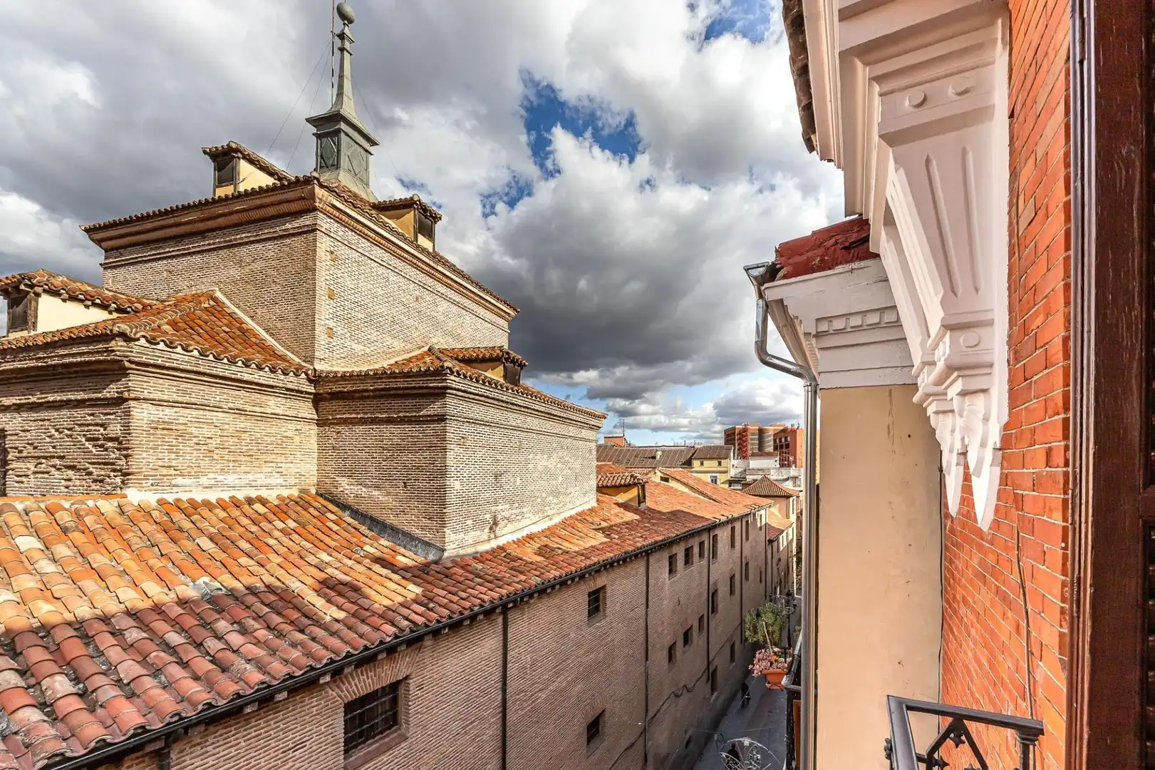 Außenansicht von Wohnung zum Verkauf in Madrid mit Klimaanlage, Heizung und Möbliert