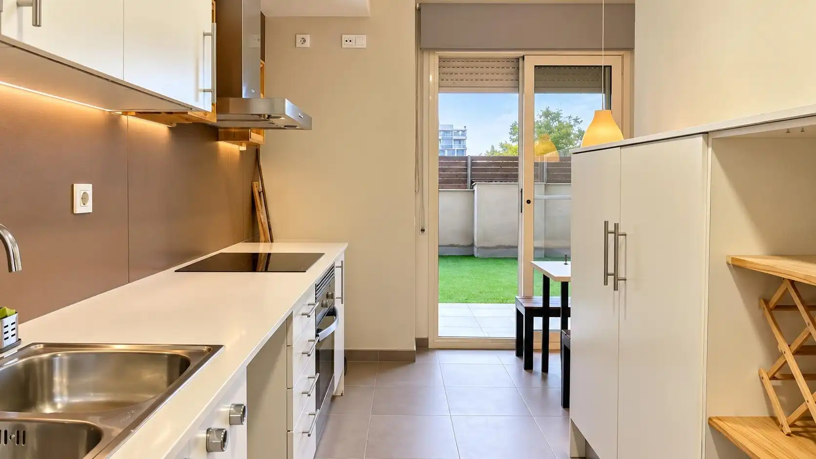 Cocina de Planta baja de alquiler en Les Pinedes  