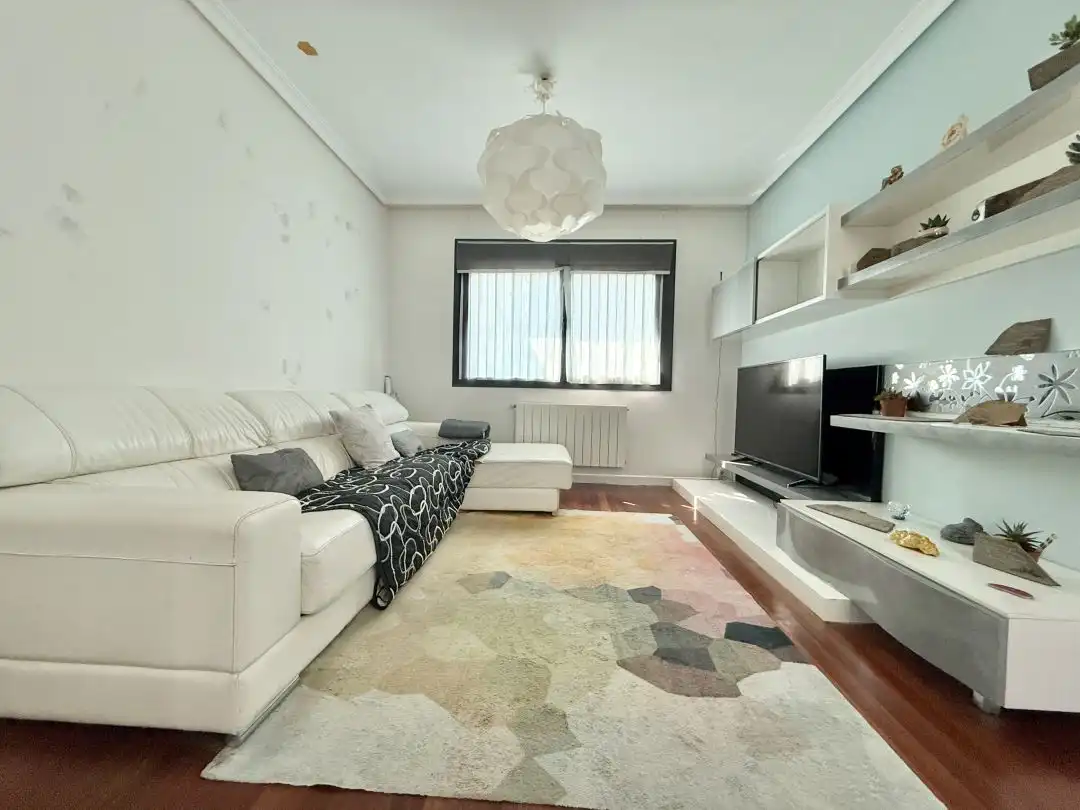 Sala de estar de Piso en venta en Elgoibar con Calefacción, Terraza y Trastero
