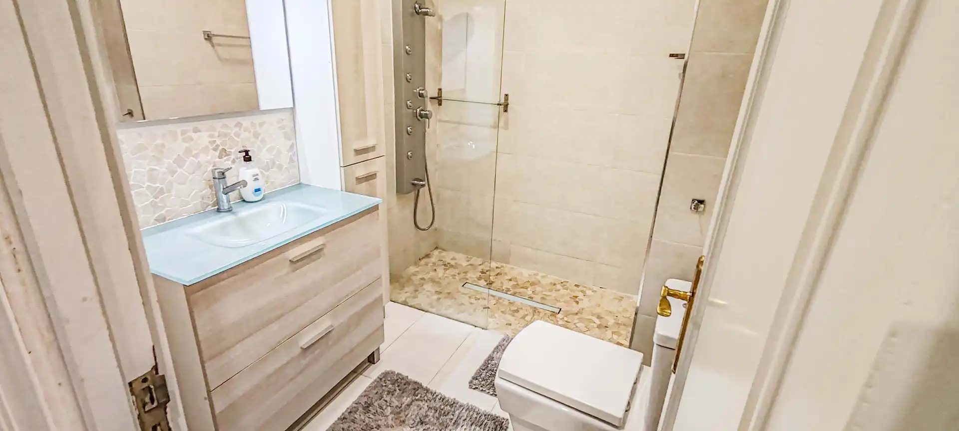 Bany de Pis en venda en Calvià amb Aire condicionat, Calefacció i Terrassa