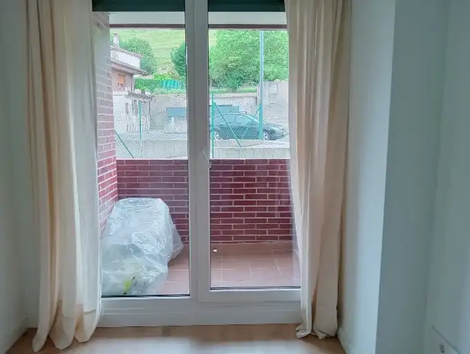 Balcony of Flat for rent in Miengo  with Heating, Private garden and Parquet flooring