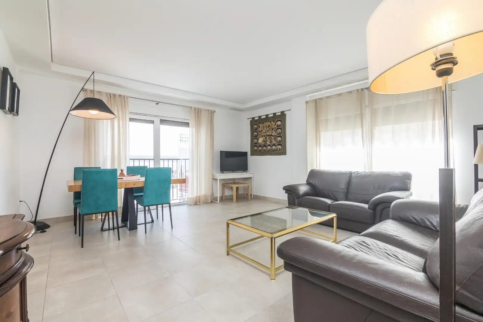 Living room of Flat for sale in Elche / Elx  with Air Conditioner, Heating and Storage room