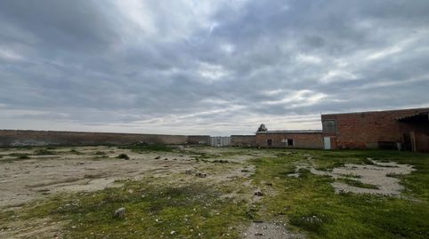 EXCELENTE FINCA INDUSTRIAL EN VENTA EN BELLVÍS LLEIDA, AMPLIA, FUNCIONAL Y CON GRAN POTENCIAL EMPRESARIAL, imatge 3