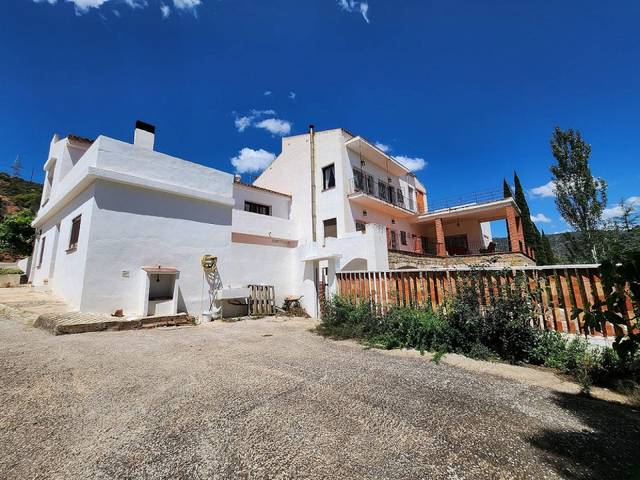 Casa-chalet en Venta en N/A, -1 en Jalance