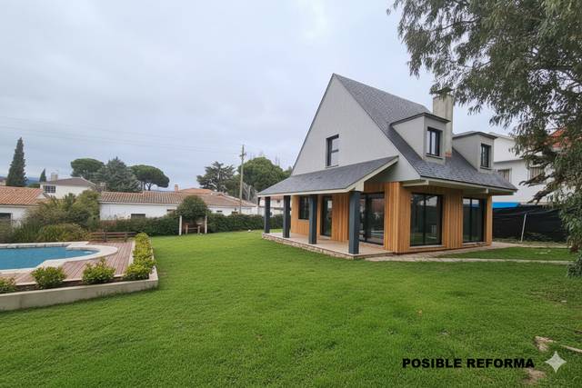 Casa-chalet en Venta en Calle María Elena en Aldea del Fresno