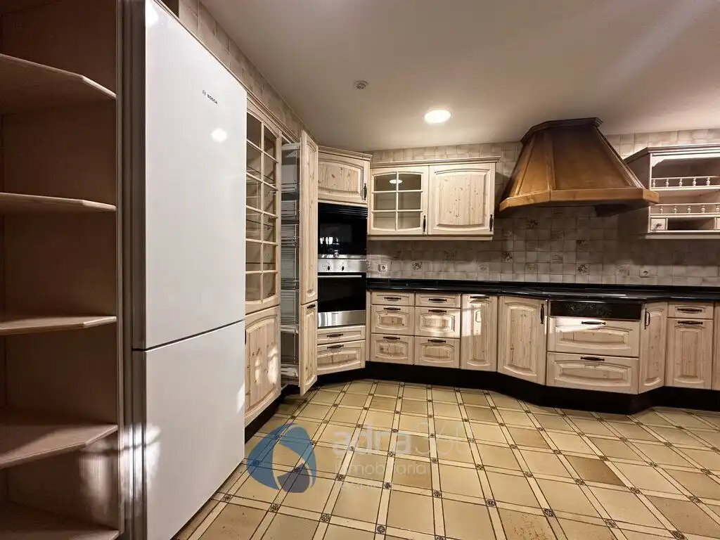 Kitchen of Houses for sale in Lardero  with Air Conditioner, Heating and Private garden