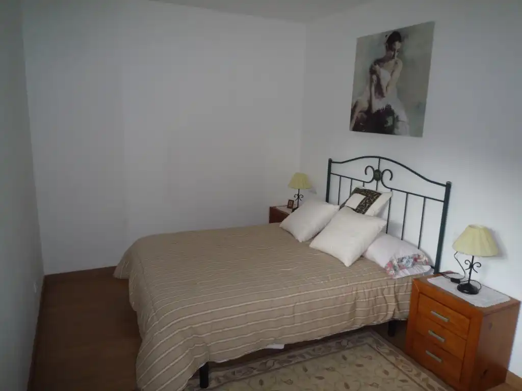 Dormitori de Casa o xalet en venda en Cacabelos