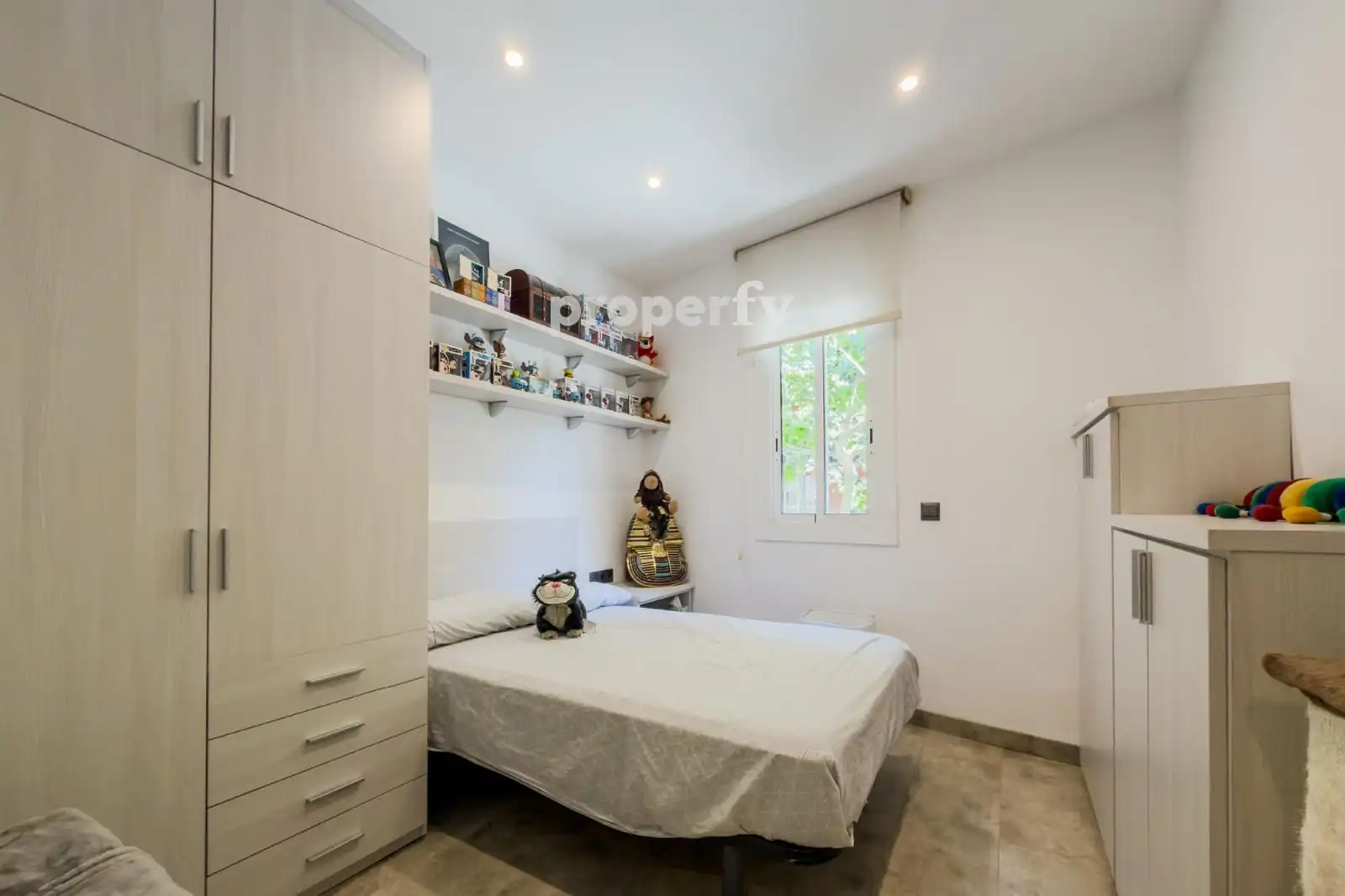 Piso en venta en Provença, El Camp de l'Arpa del Clot