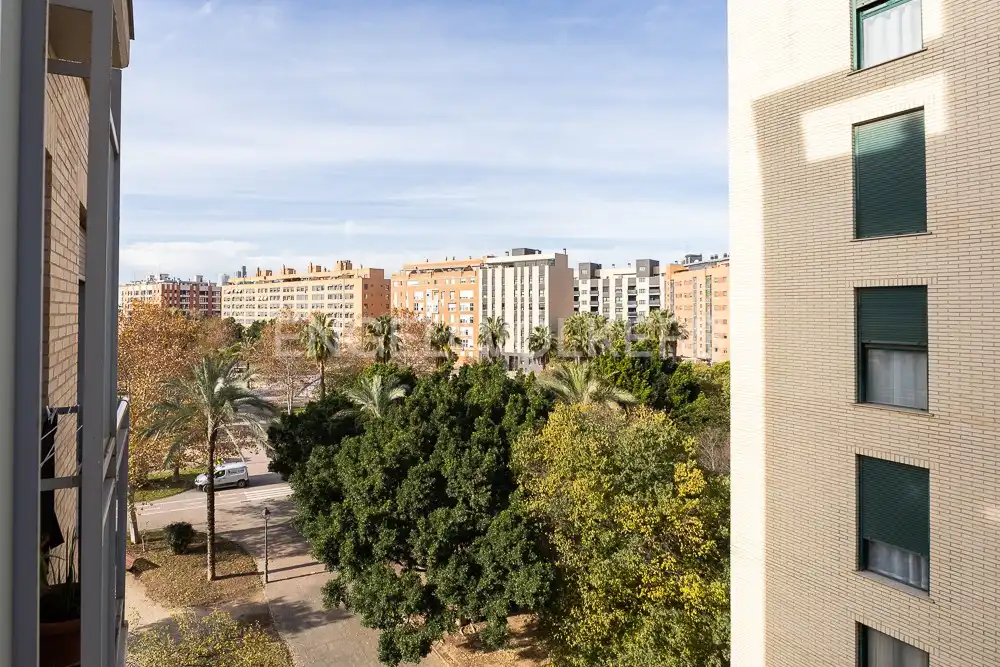 Vista exterior de Piso de alquiler en Valencia con Aire acondicionado, Calefacción y Parquet