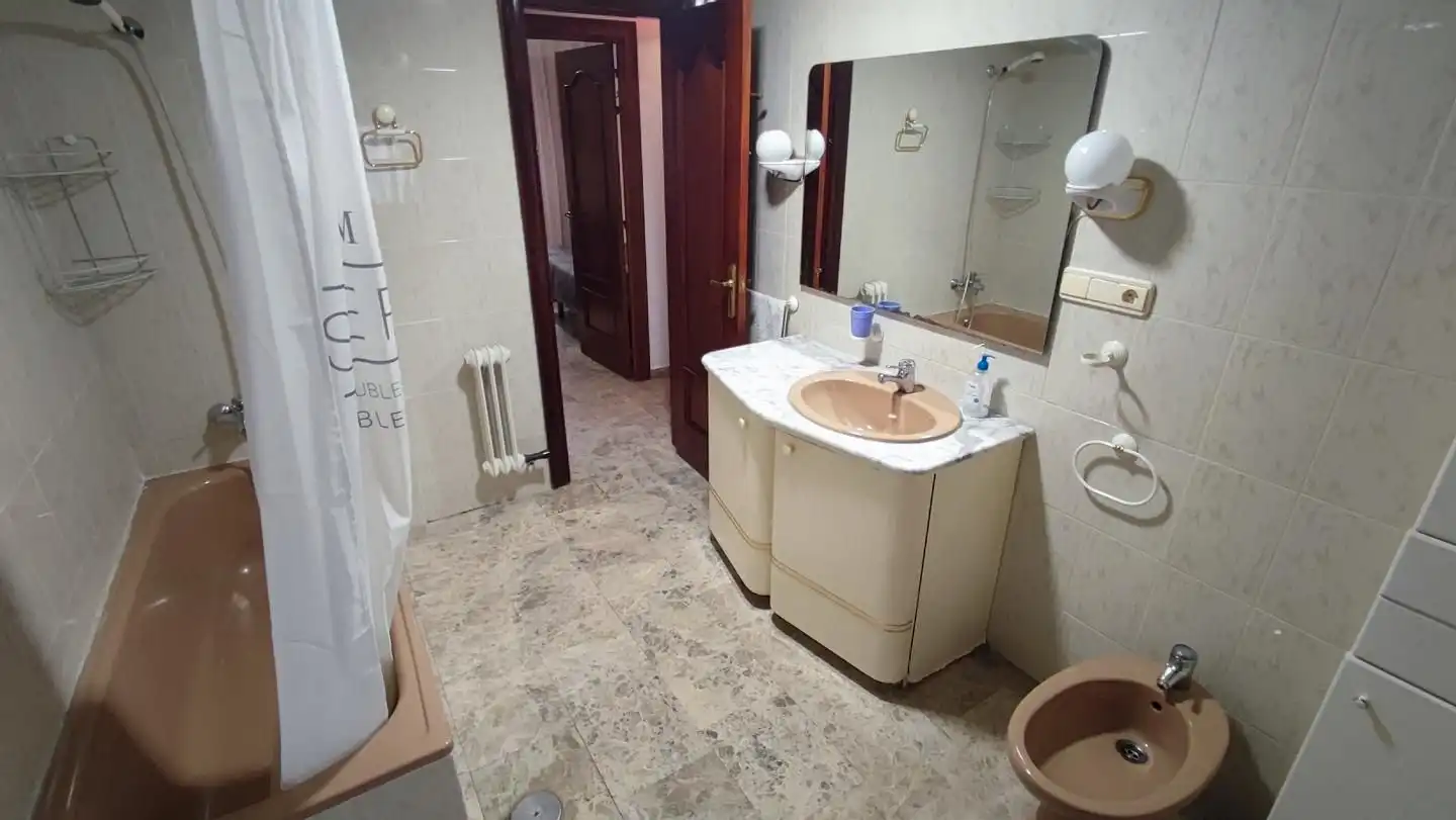 Appartamento con terrazza in affitto a Calle ALMIRECEROS, imagen 37