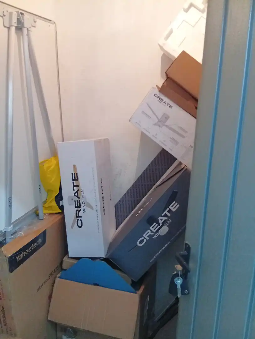 Flat for sale in Madrid  with Air Conditioner, Heating and Storage room