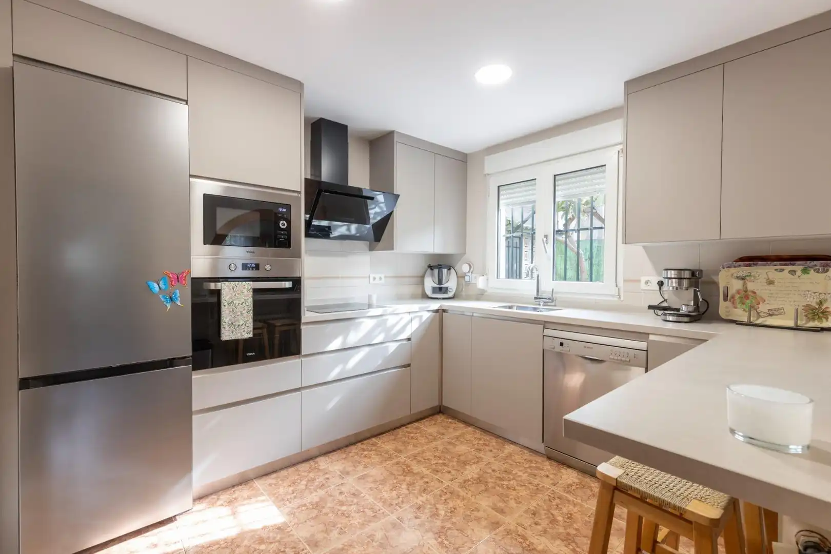Casa o chalet en venta en Calle Calle Borgoña, Villa de Otura